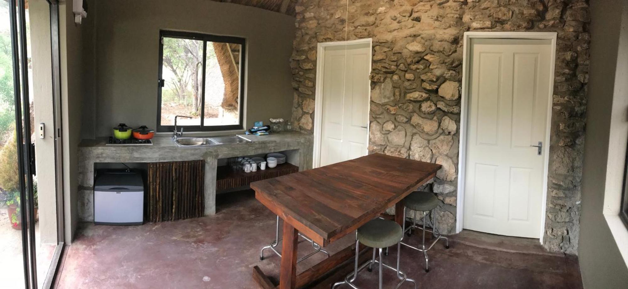 Sasa Safari Camp & Tours Villa Outjo Exteriör bild