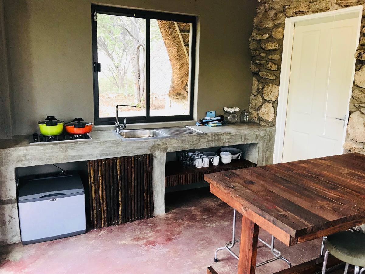 Sasa Safari Camp & Tours Villa Outjo Exteriör bild